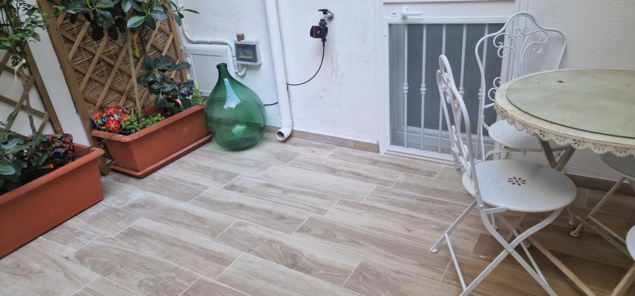 Case Di Paola Via Melo Appartamenti Bari Eksteriør billede